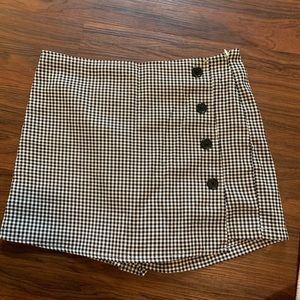 Kendall & Kylie Gingham Skort